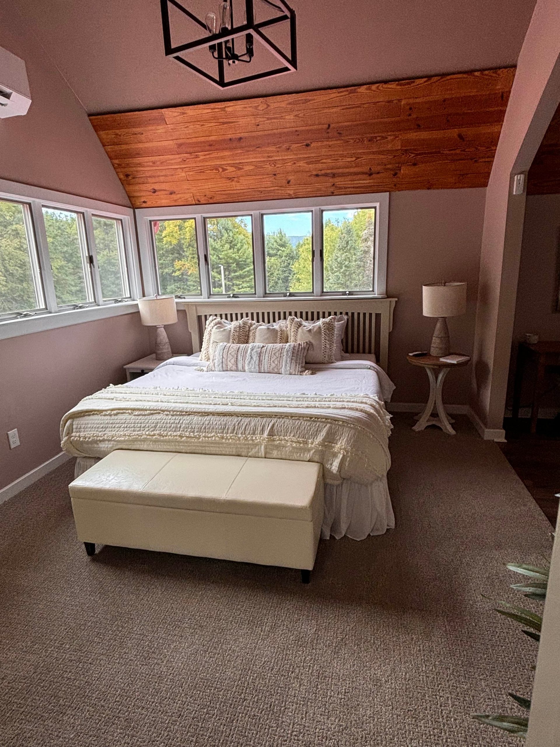 King-Size Bed